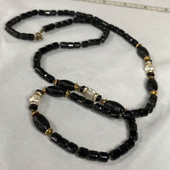 Interesting vintage black faceted barrel bead necklace - Picture 6 of 7